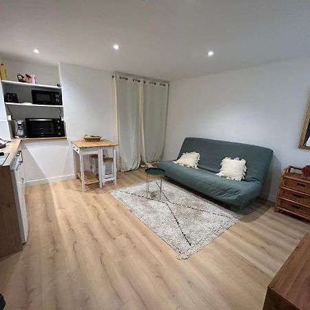 Blue Studio Cosy Et Calme Proche Du Centre Avec Tv Et Wifi La Rochelle  Exterior photo