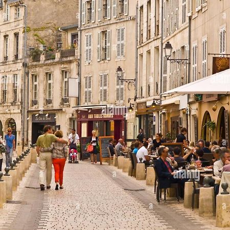 Blue Studio Cosy Et Calme Proche Du Centre Avec Tv Et Wifi La Rochelle  Exterior photo