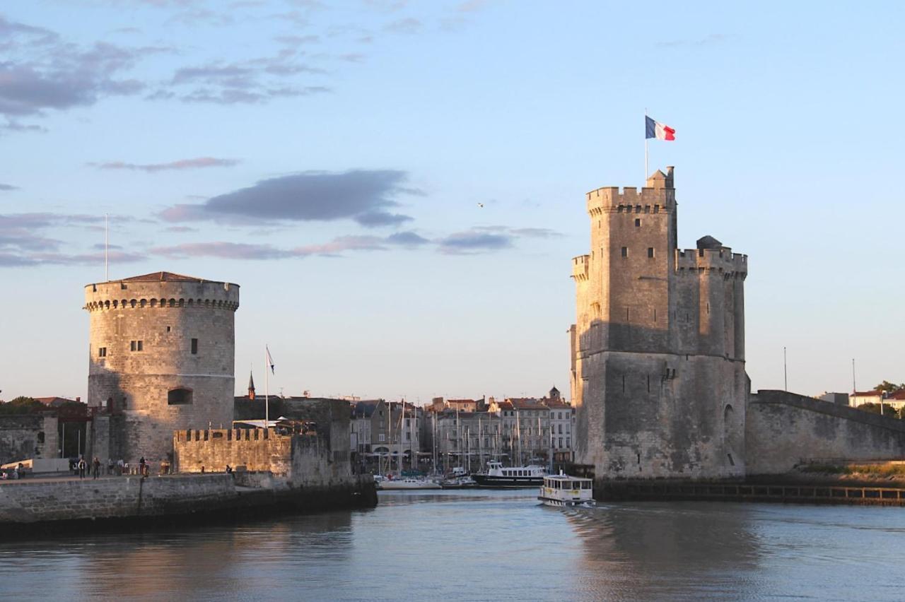 Blue Studio Cosy Et Calme Proche Du Centre Avec Tv Et Wifi La Rochelle  Exterior photo